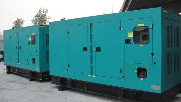 澄海康明斯400kw大型柴油二手发电机组 澄海康明斯400kw大型柴油二手发电机组